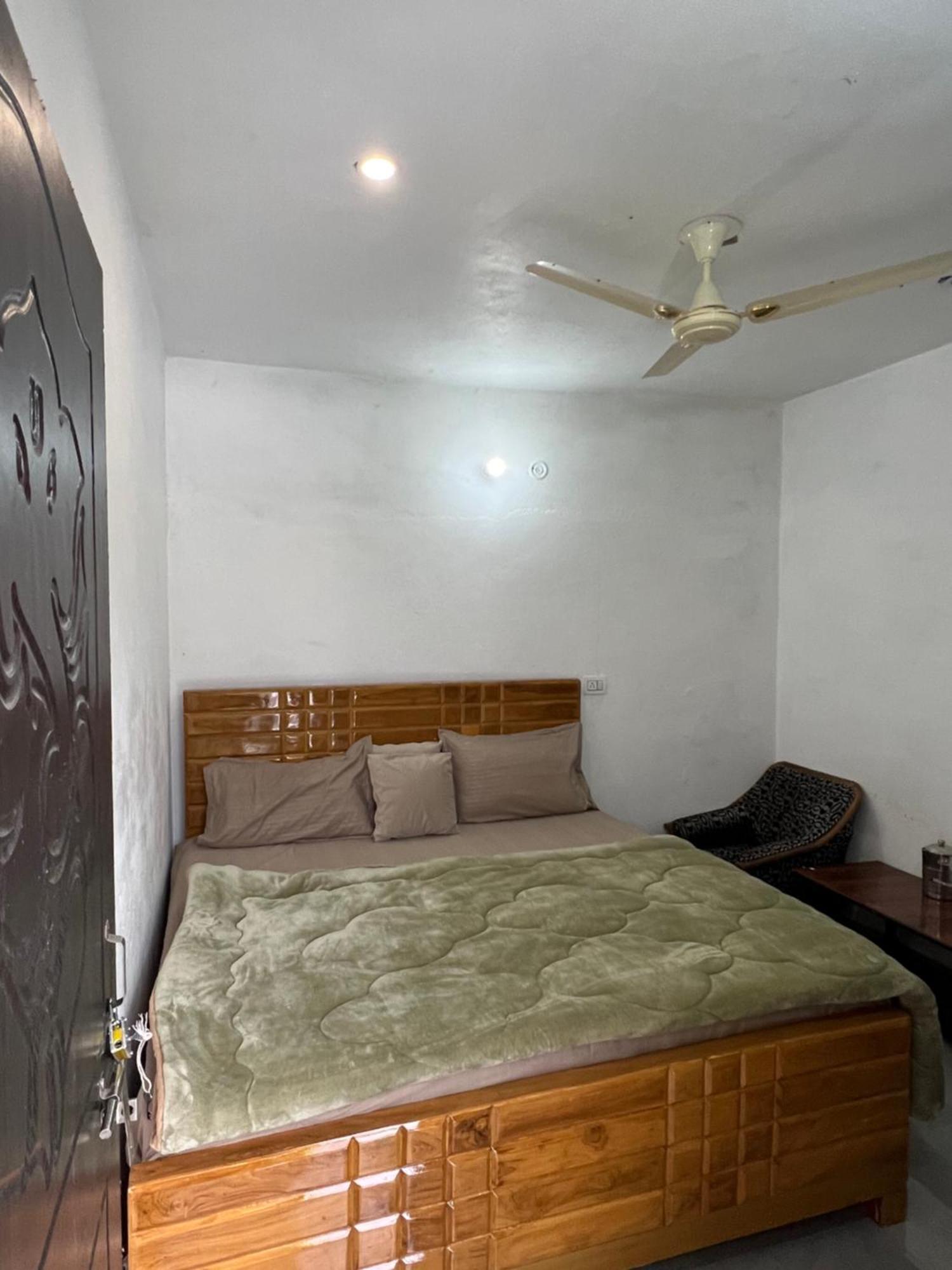 Mayur Homestay Ukhimath Экстерьер фото
